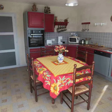 Сasa de vacaciones Saint-germain-laprade, 4 Pieces, 8 Personnes - Fr-1-582-73 Saint-Germain-Laprade