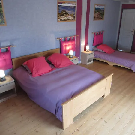 Saint-germain-laprade, 4 Pieces, 8 Personnes - Fr-1-582-73 Сasa de vacaciones